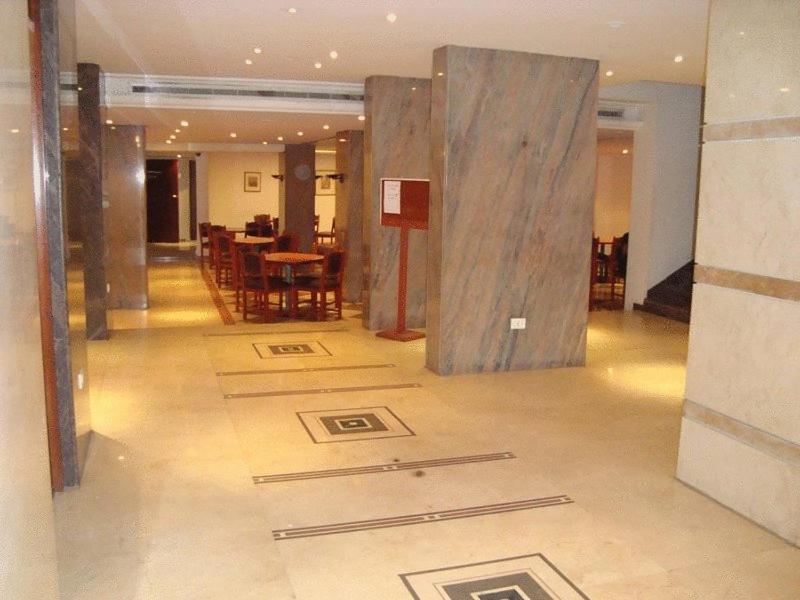 Charles Hotel Beirut Bagian luar foto