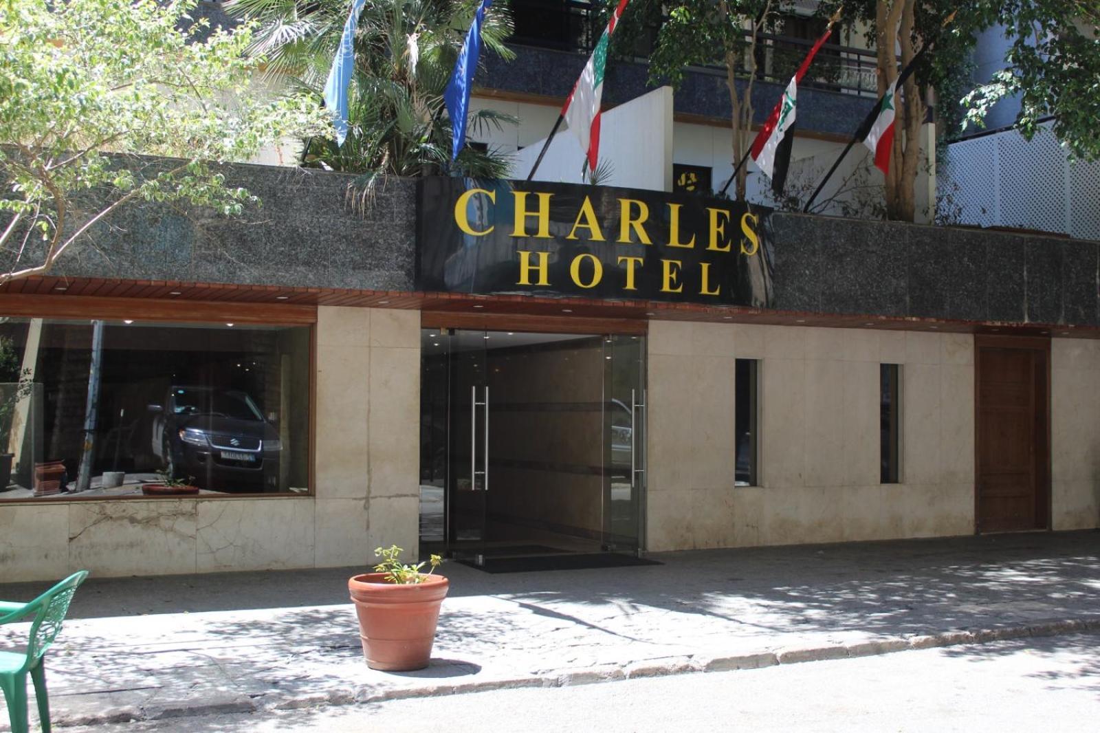 Charles Hotel Beirut Bagian luar foto